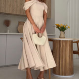 Isadora | Rochie Maxi Elegantă cu Umeri La Vedere și Drapare