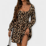 Rochie cu imprimeu de leopard încântător