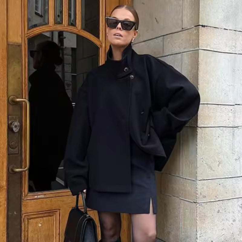 Elise | Palton Scurt Luxos cu Două Rânduri de Nasturi