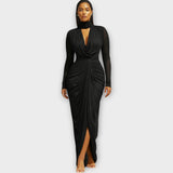 Rochie de seară elegantă cu guler înalt și drapaj