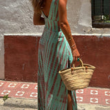 Bianca – Rochie cu Design Îndrăzneț și Decolteu Adânc