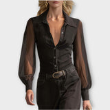 Rochie maxi cu mâneci transparente și închidere cu nasturi