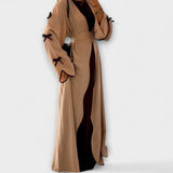 Cardigan stilat și combinație de rochie cu decoratiuni în dungi