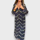 Rochie Maxi Tie-Dye cu Butoni și Mâneci Lungi