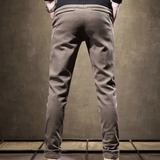 Pantaloni casual cu croială slim