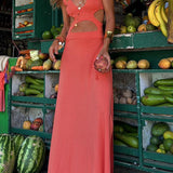 Bianca – Rochie cu Design Îndrăzneț și Decolteu Adânc