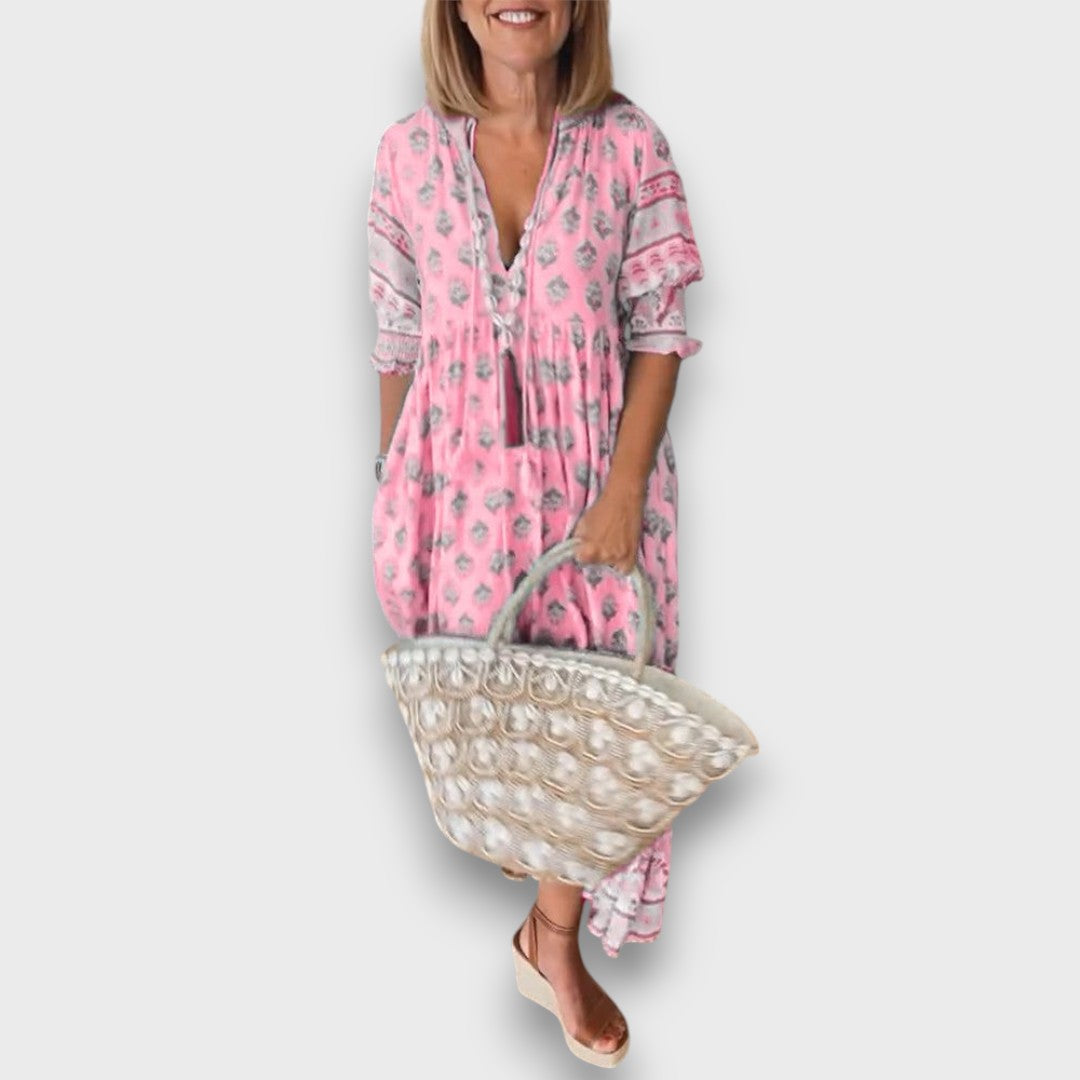 Rochie Airy Boho cu Mâneci 3/4 și Decupaj în Formă de V cu Dantelă