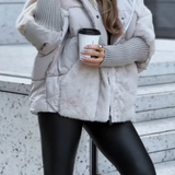 Ava - Geacă Elegantă cu Puf