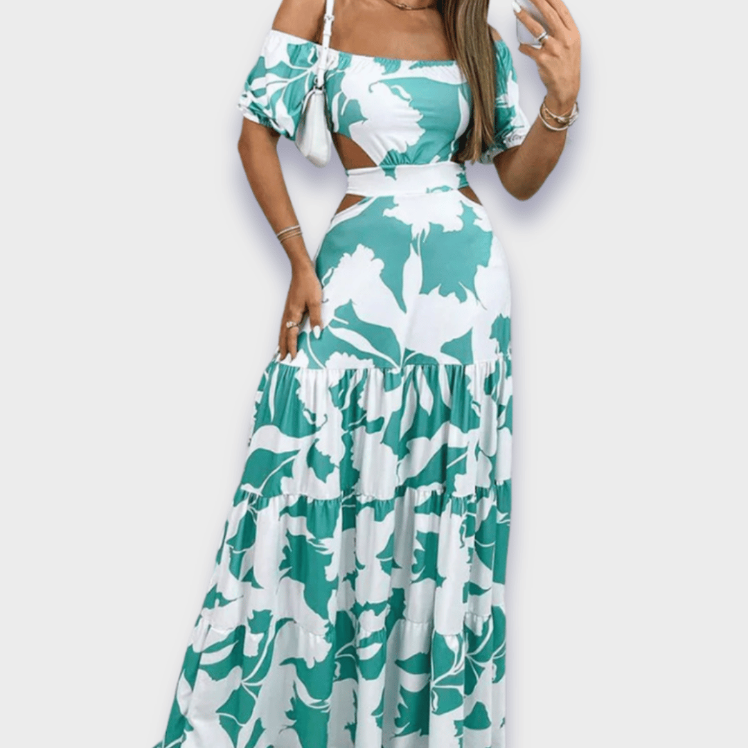 Rochie care evidențiază silueta, realizată dintr-un material luxos