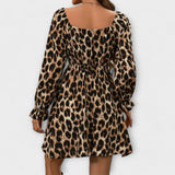 Rochie cu imprimeu de leopard încântător