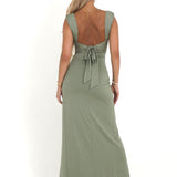 Ruiva™ | Rochie Lungă cu Croi Sculptat