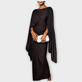 Rochie de seară elegantă cu un umăr drapat