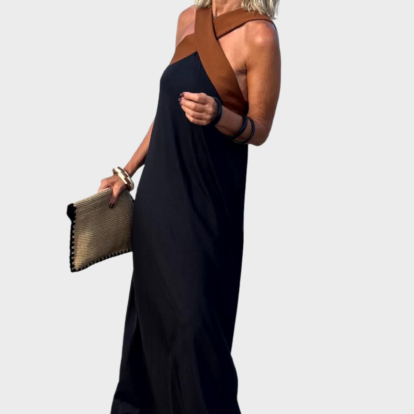 Rochie Elegantă Fără Spate cu Decolteu Modern în Cruci