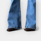 Jeans cu talie înaltă și evazată