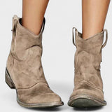 Carlota – Eleganță Timpurie