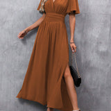 Eterna | Rochie Maxi Elegantă Neagră cu Decolteu în V, Mâneci Fluide și Fendă