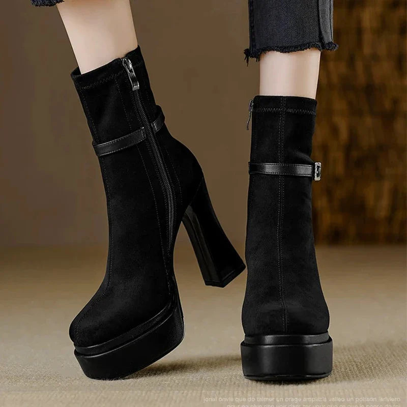 Yanete – Botine cu platformă de lux, confort și stil în fiecare pas
