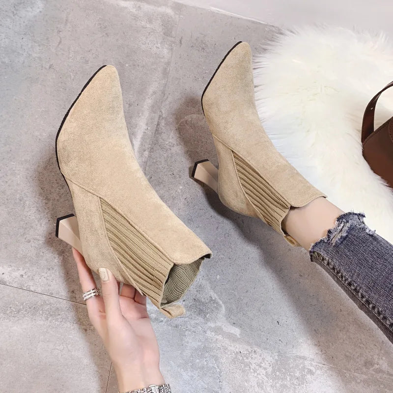 Rita–Botine cu platformă din nubuc