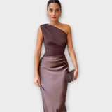 Rochie Maxi din Satin Amber cu Un Umăr