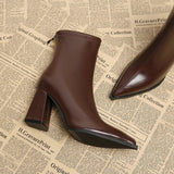 Ana – Echilibrul perfect între sofisticare și confort