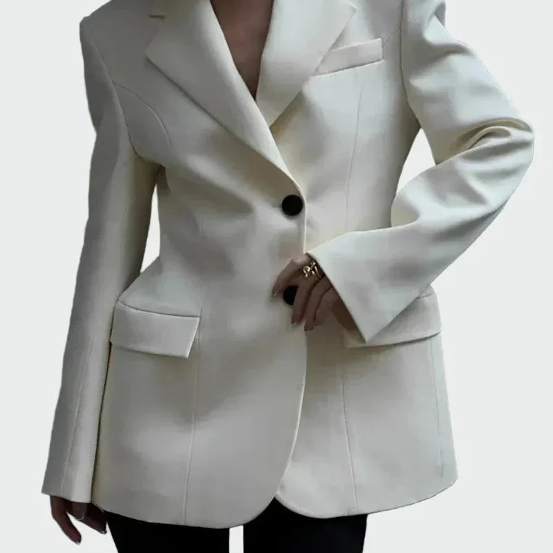 Blazer cu Linie Impresionantă și Butoane