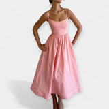 Rochie Mini cu Decolteu Rotund și Bretele