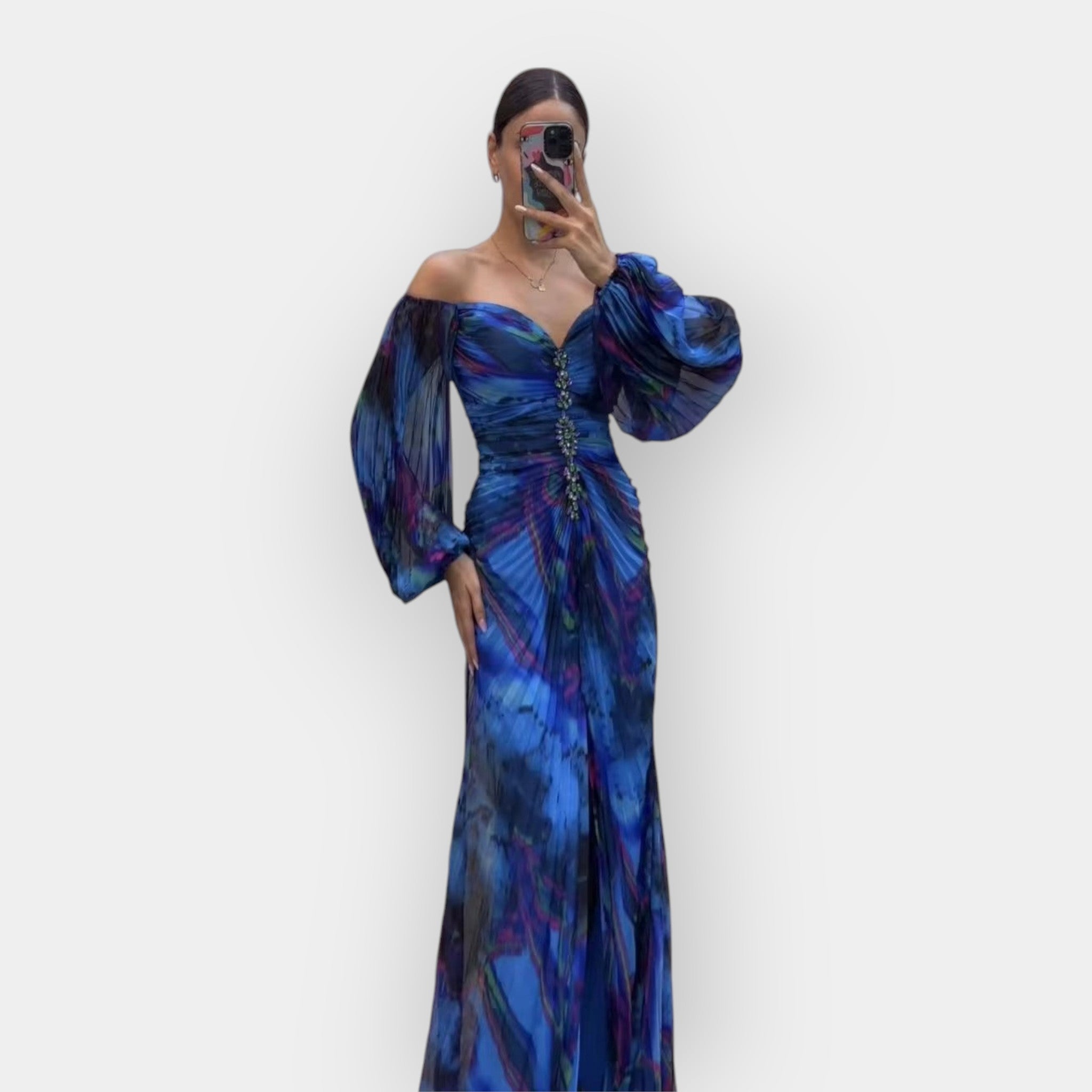 Rochie Aerisită cu Deschidere