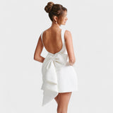 Carrie - Rochie mini cu panglică de perle