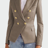 Blazer în linie clasică