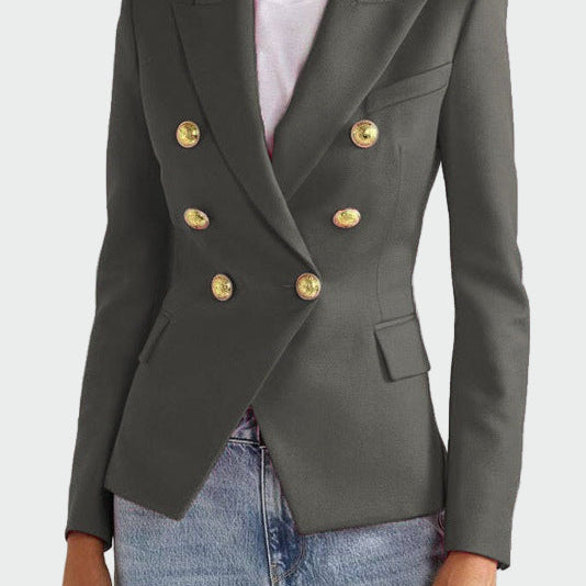 Blazer în linie clasică