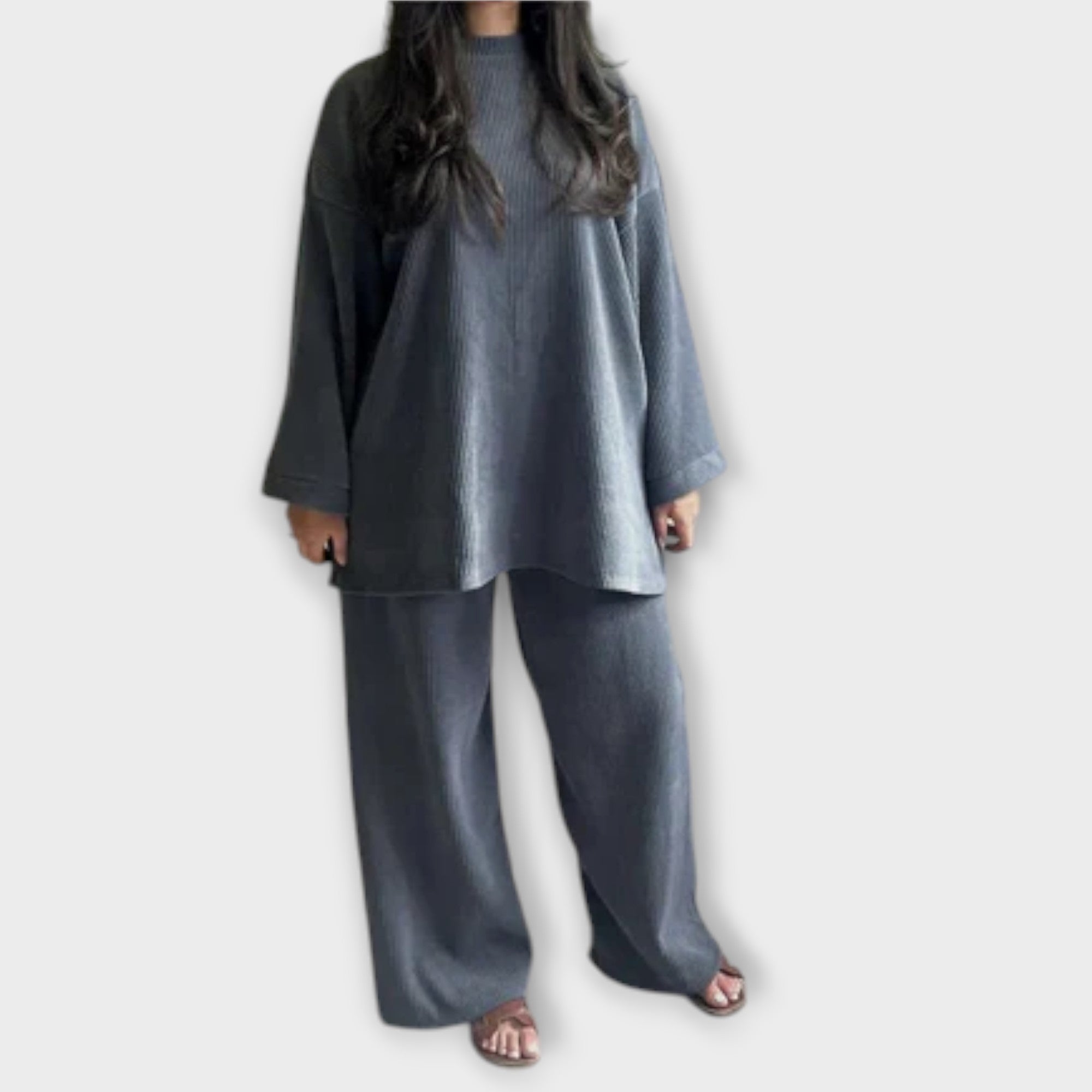 Ingrid – Conjunto Plus Size de Stil Canelat