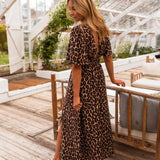 STELLA™ – O Rochie Maxi cu Imprimeu de Leopard care Îți Transformă Look-ul