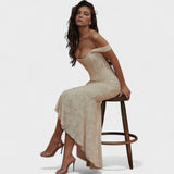 Cesca - Rochie cu siluetă sculpturală