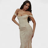 Cesca - Rochie cu siluetă sculpturală