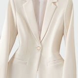 Blazer într-un stil modern și elegant